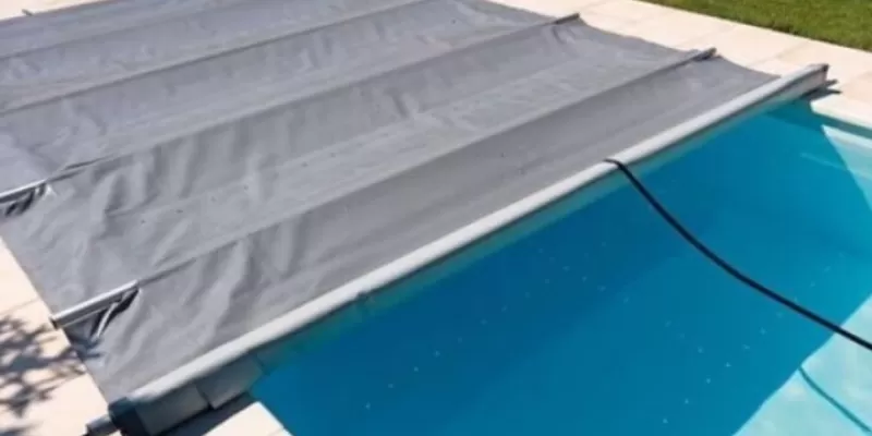 Bâches d’hivernage pour piscine et piscine hors-sol