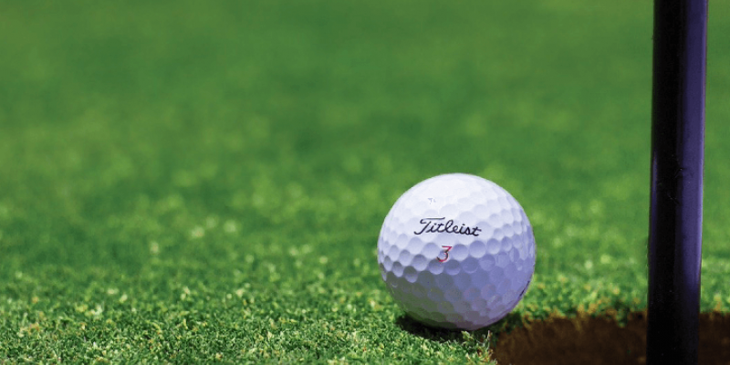 Comment entretenir le gazon d’un golf ?