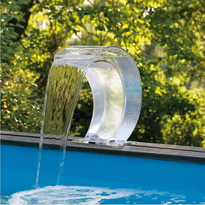 Cascade d'eau Mamba en acrylique avec led pour piscine ou bassin